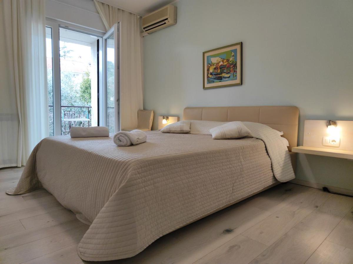 Rooms Ena Rovinj Extérieur photo